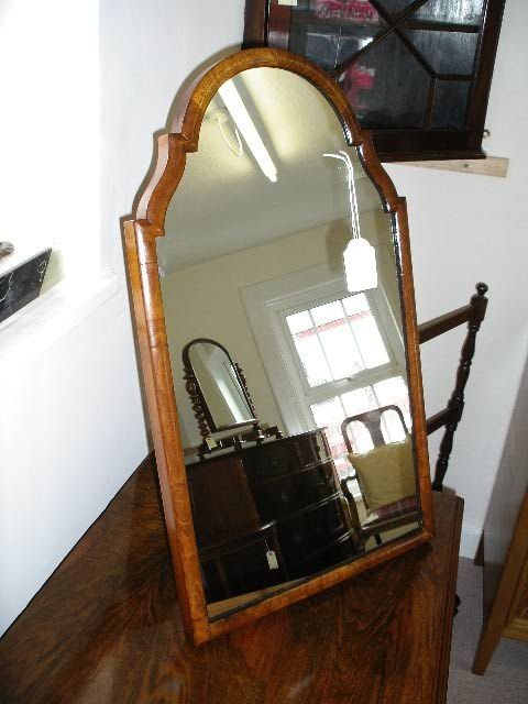 1920'S Queen Anne Style Mirror